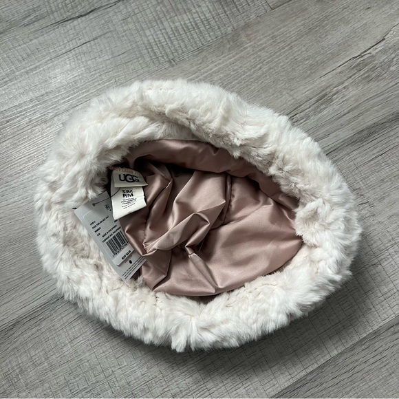 UGG Faux Fur White Furry Bucket Hat Nimbus S/M - Picture 7 of 10